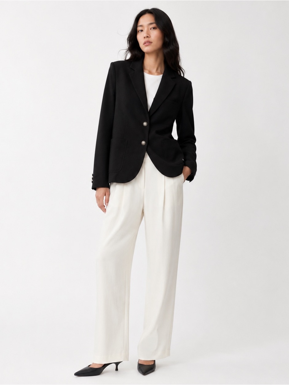 Aritzia Talula Black Tailored Blazer Size 4 Office Work Business Jacket